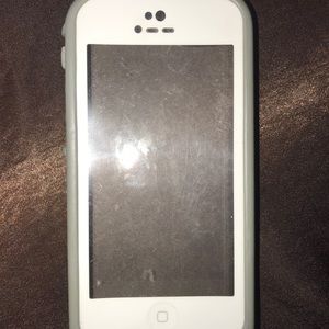 iPhone 5c life proof case